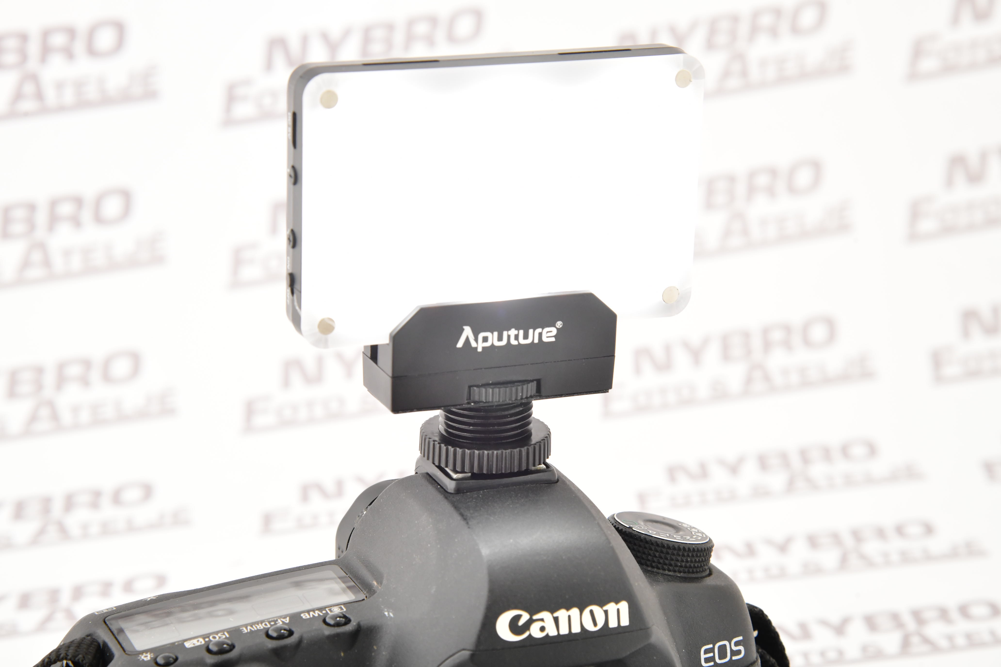 Aputure Amaran AL-M9 Ledbelysning