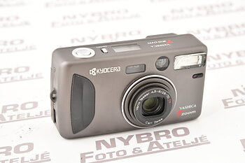 Yashica t zoom