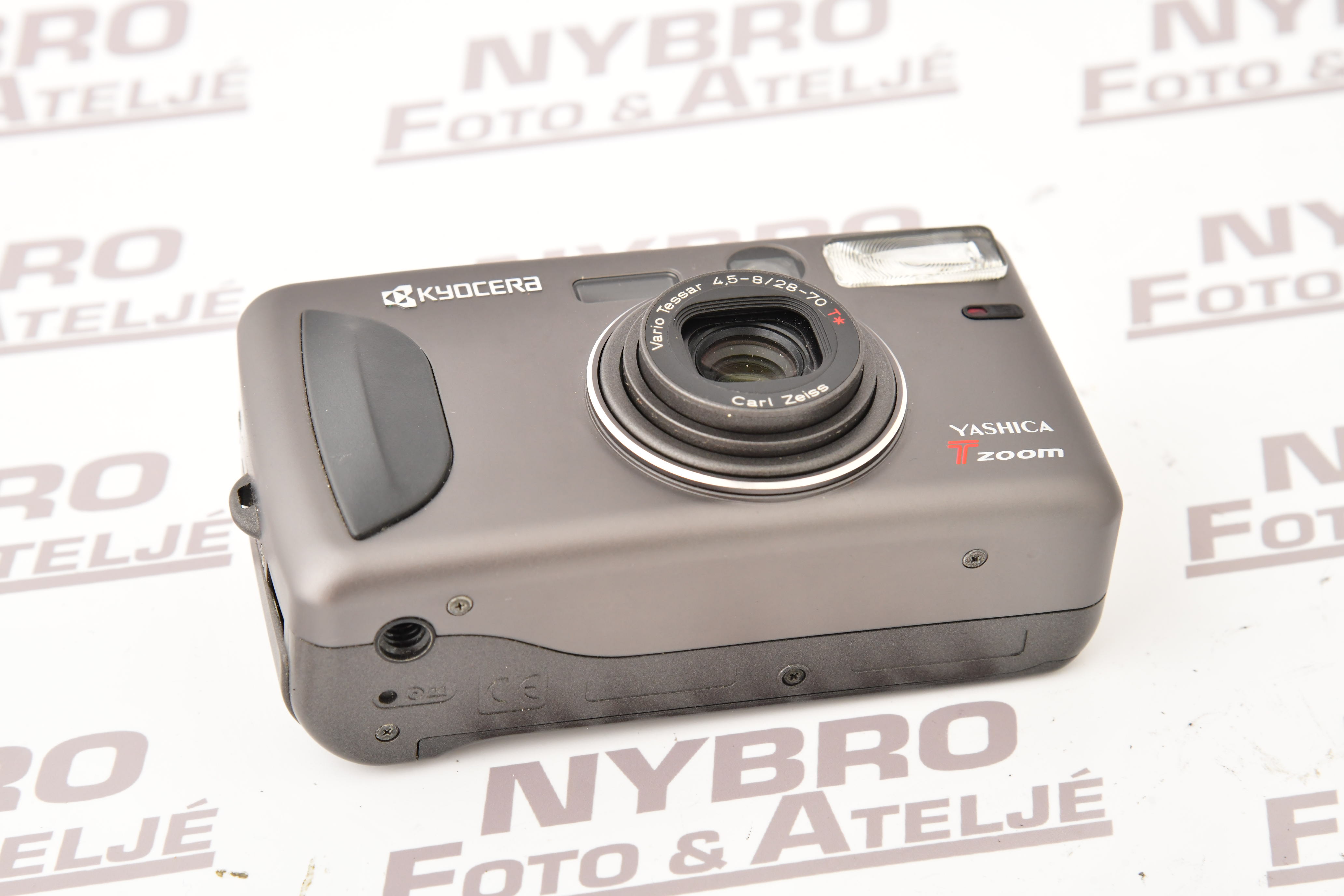 Yashica t zoom - 3
