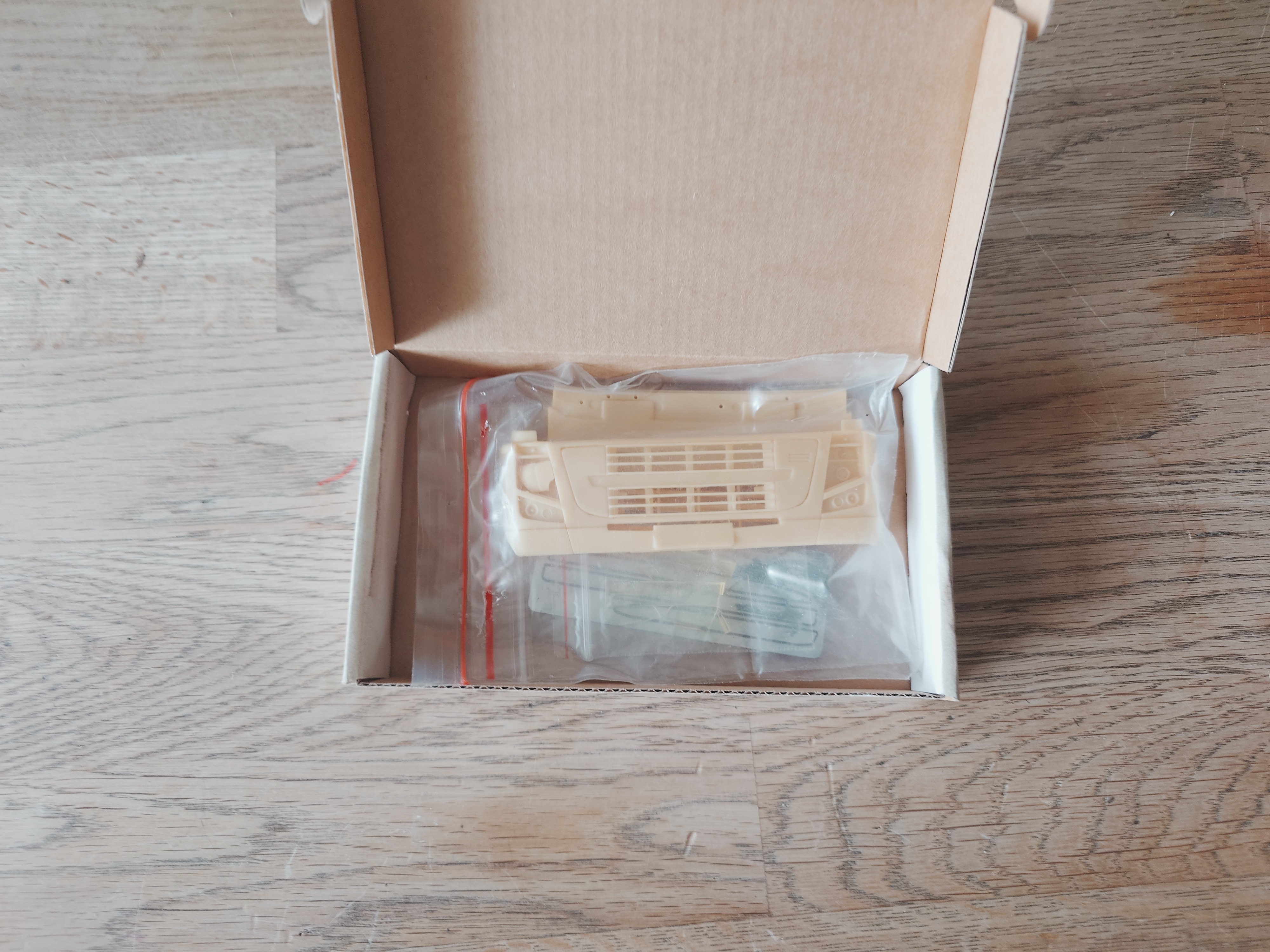 Volvo FH Facelifting Kit , Scale 1/24