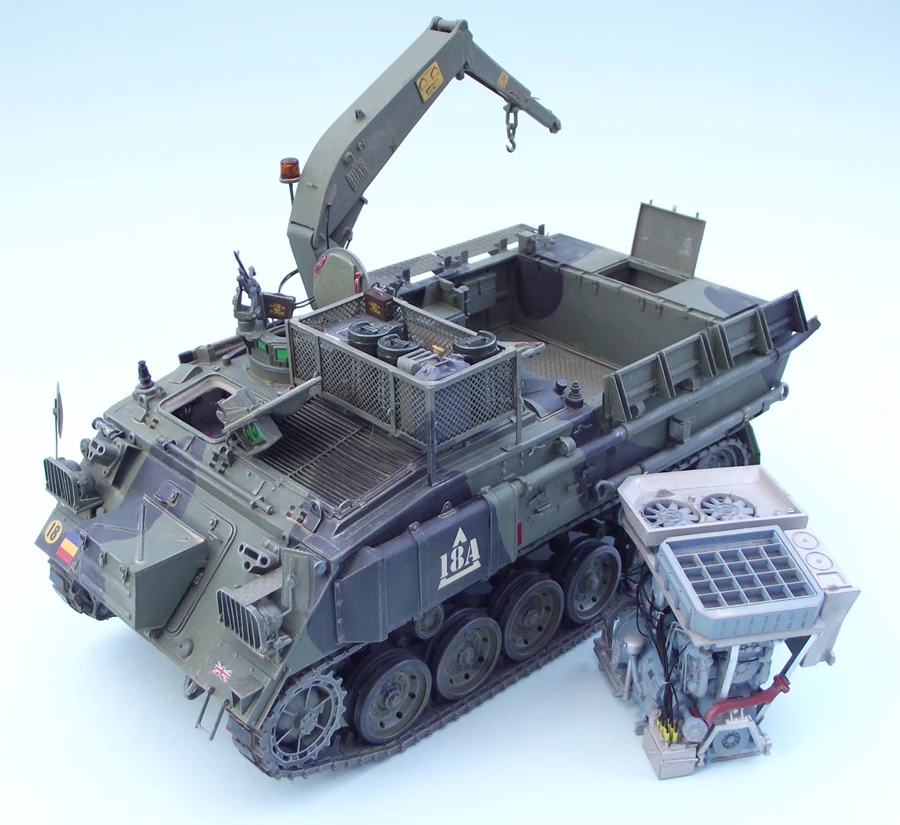 Carrier-Tracked Maintenance FV434 ,1/24 scale - 5