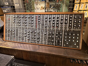 Synthesizers DotCom System 44, beg 