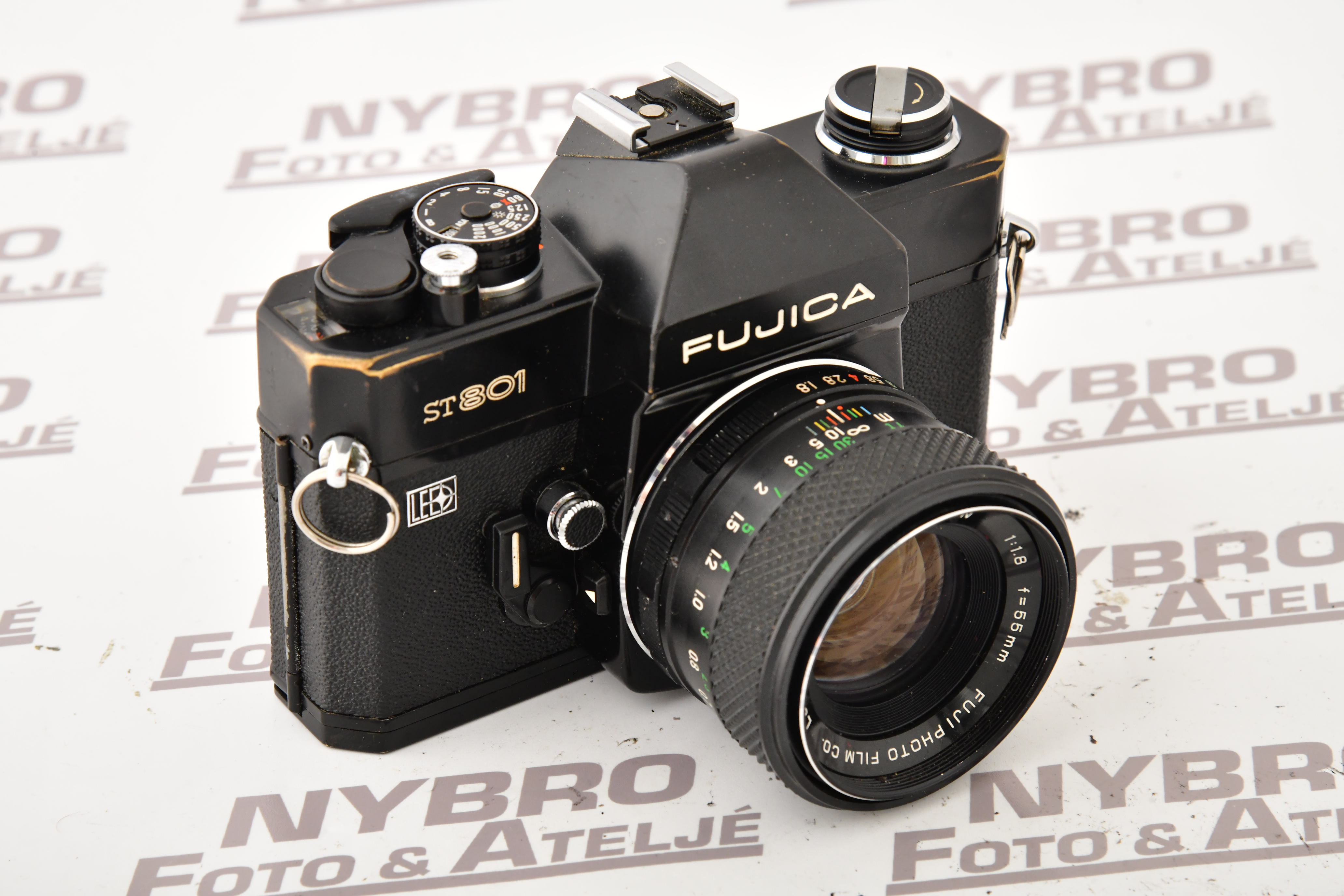 Fujica ST801 + 55 / 1,8 