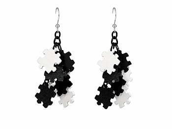 Earrings puzzle black & white
