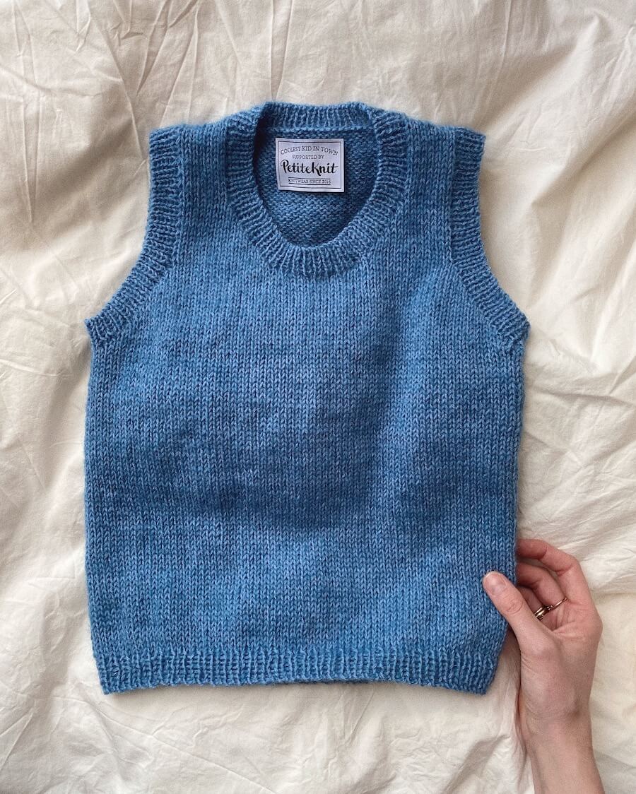 PetiteKnit Stockholm Slipover mini (1-7 år) (19 m st 4,5) - 2