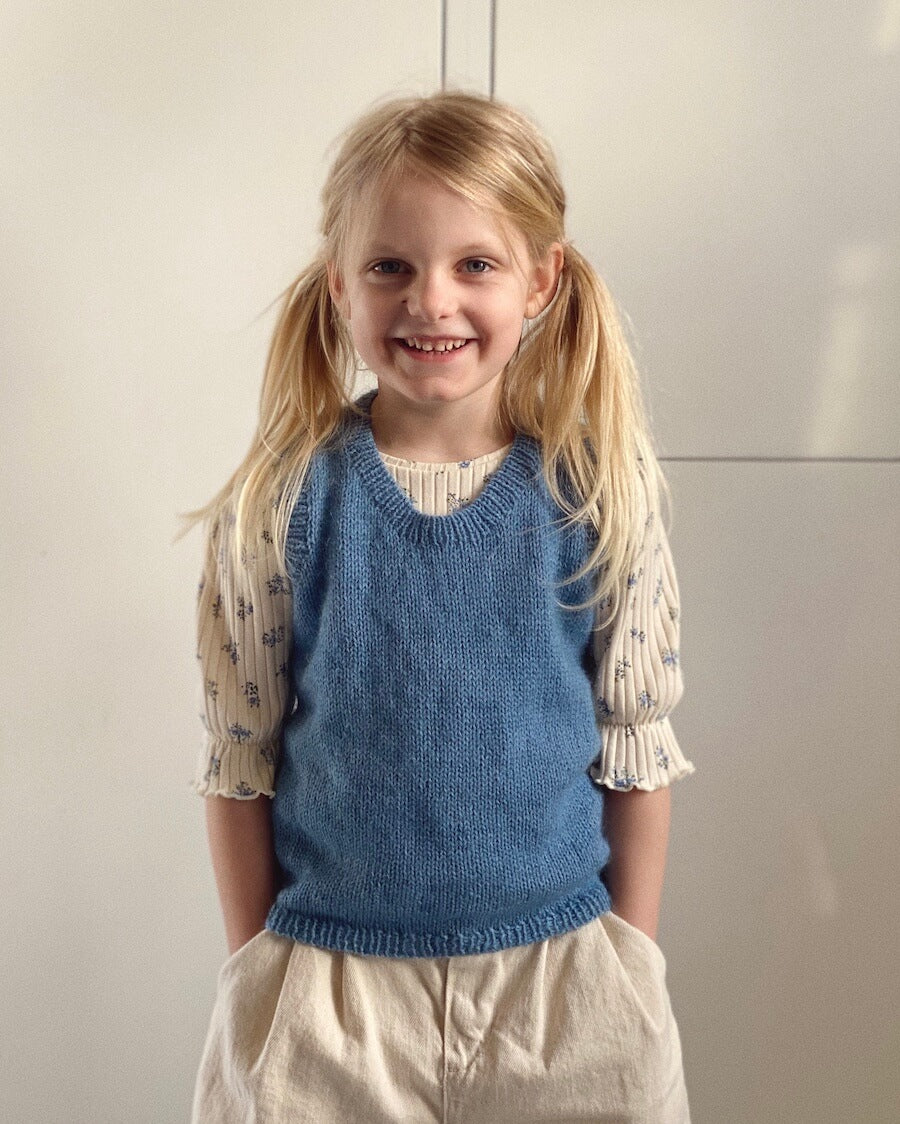 PetiteKnit Stockholm Slipover mini (1-7 år) (19 m st 4,5) - 3
