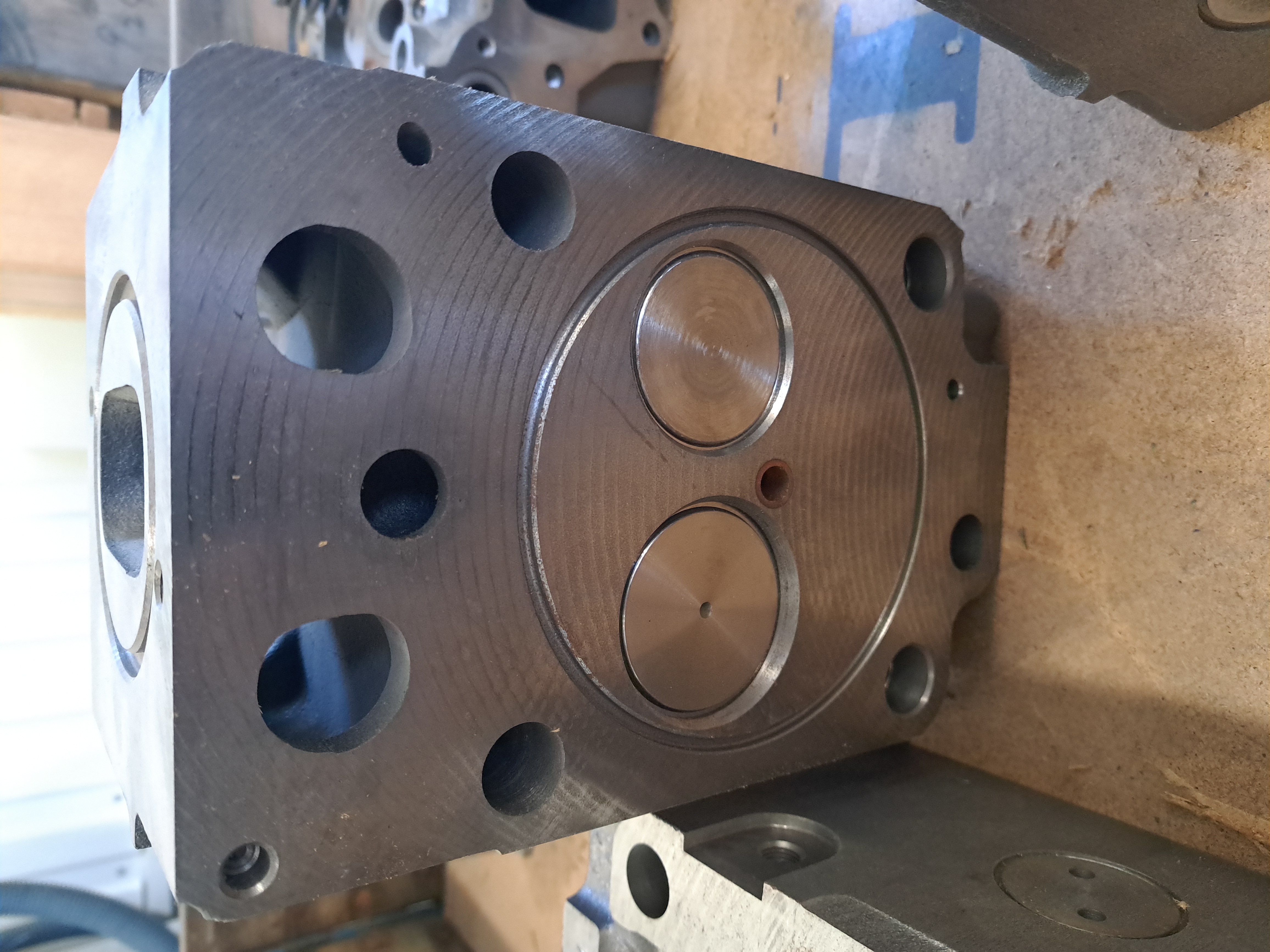 Cylinder head - 4