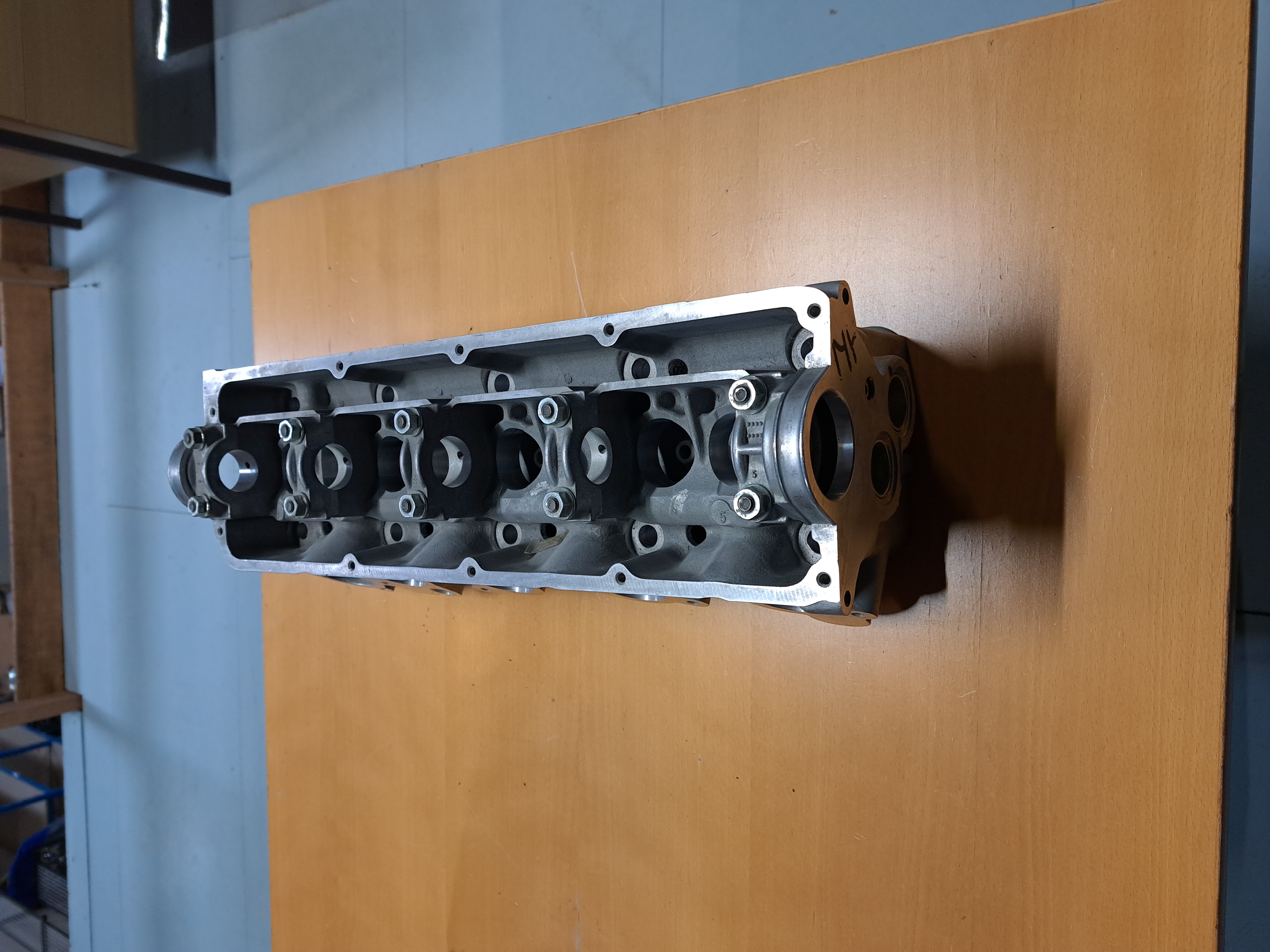 Cylinder head petrol