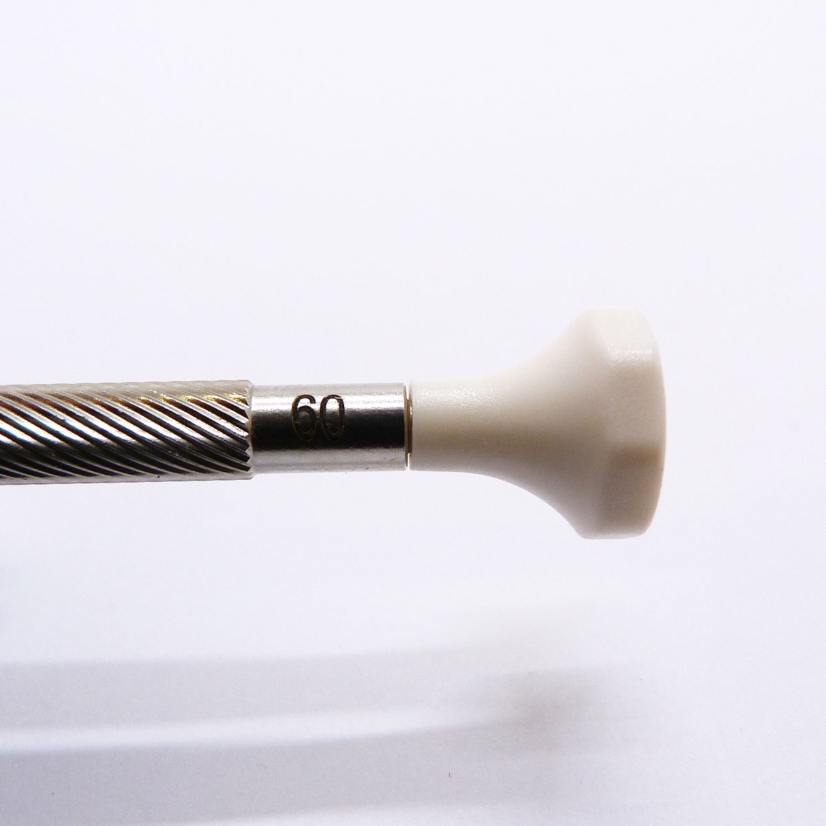 Kwong Yuen skruvmejsel 0,6 mm (Vit) - 2