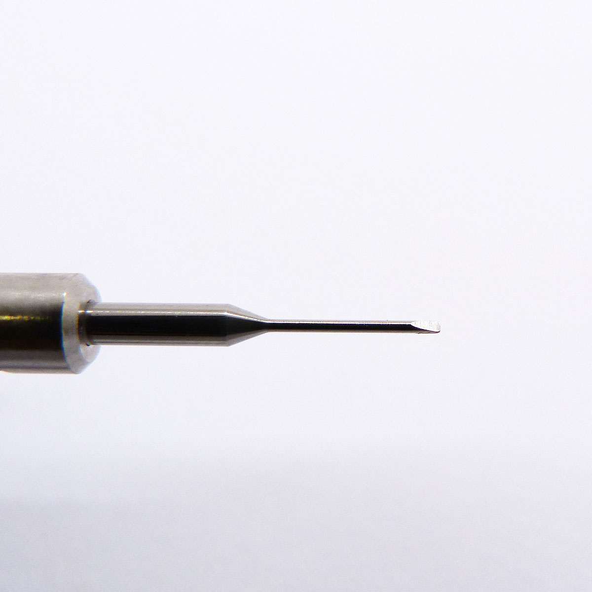 Kwong Yuen skruvmejsel 0,6 mm (Vit) - 3