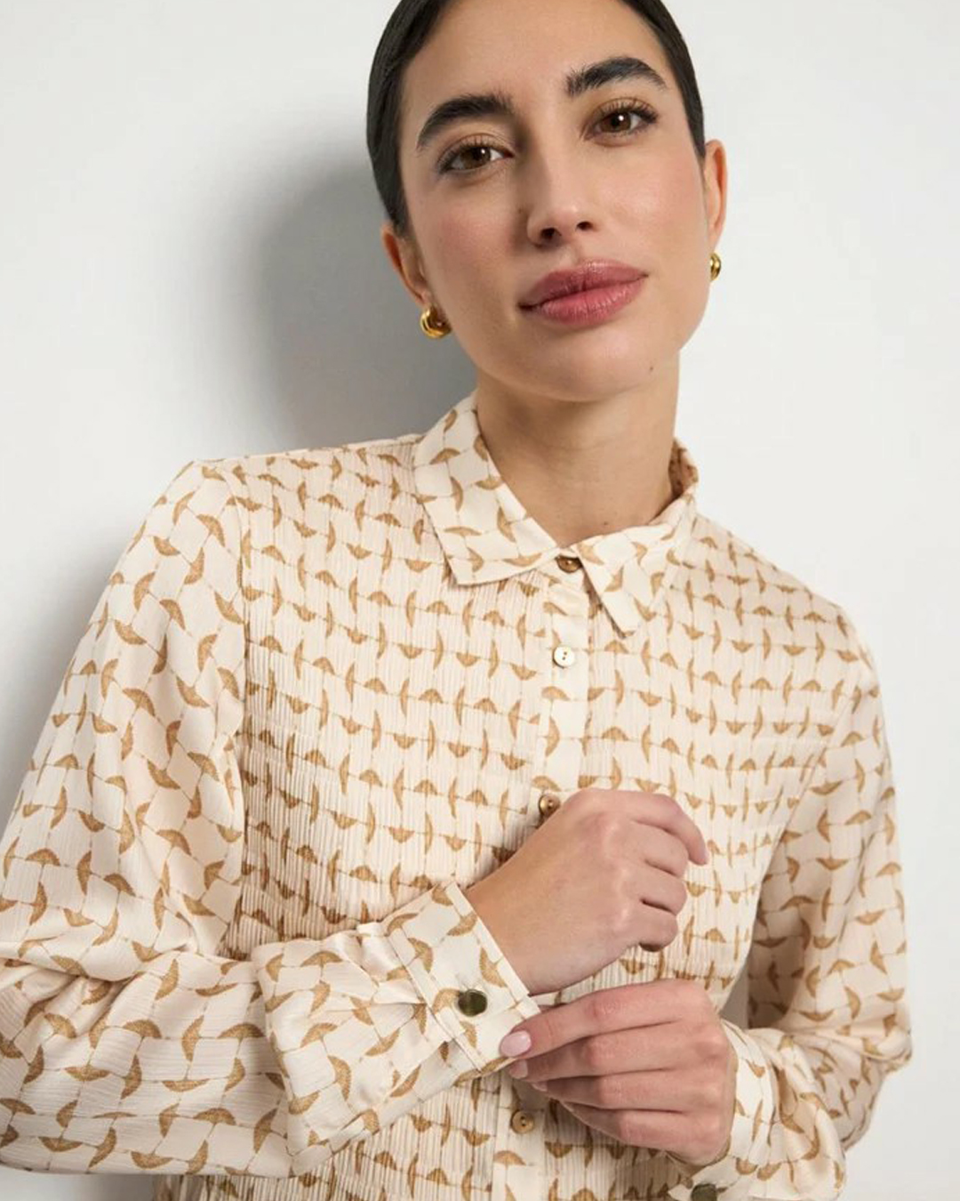 Blus Diano plisserad mönstrad beige - 3
