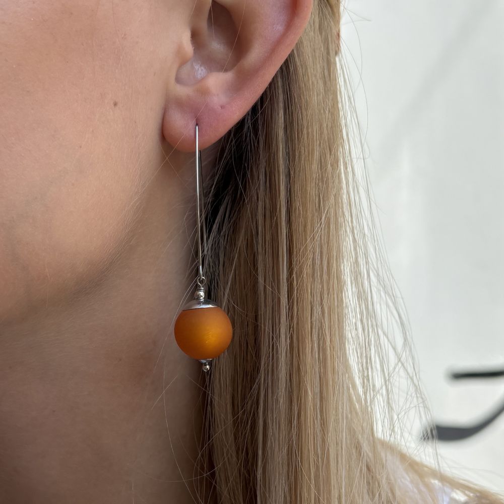 IAMLUND Boll örhänge orange stål - 2