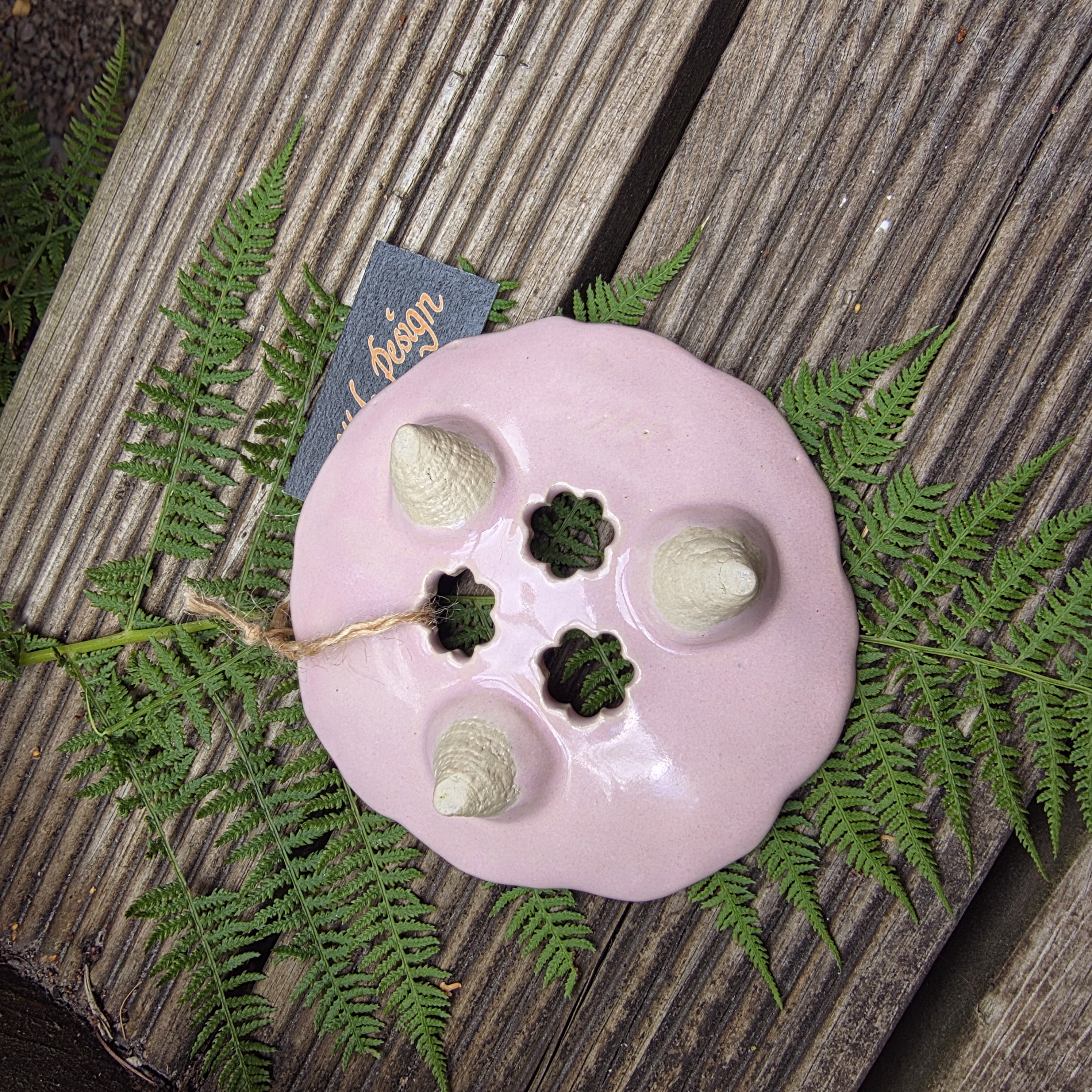Tvålfat  handgjord i keramik -Alloh Design Rosa med blommor - 3