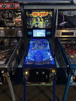 Pinball Game - Alice Cooper Nightmare Castle