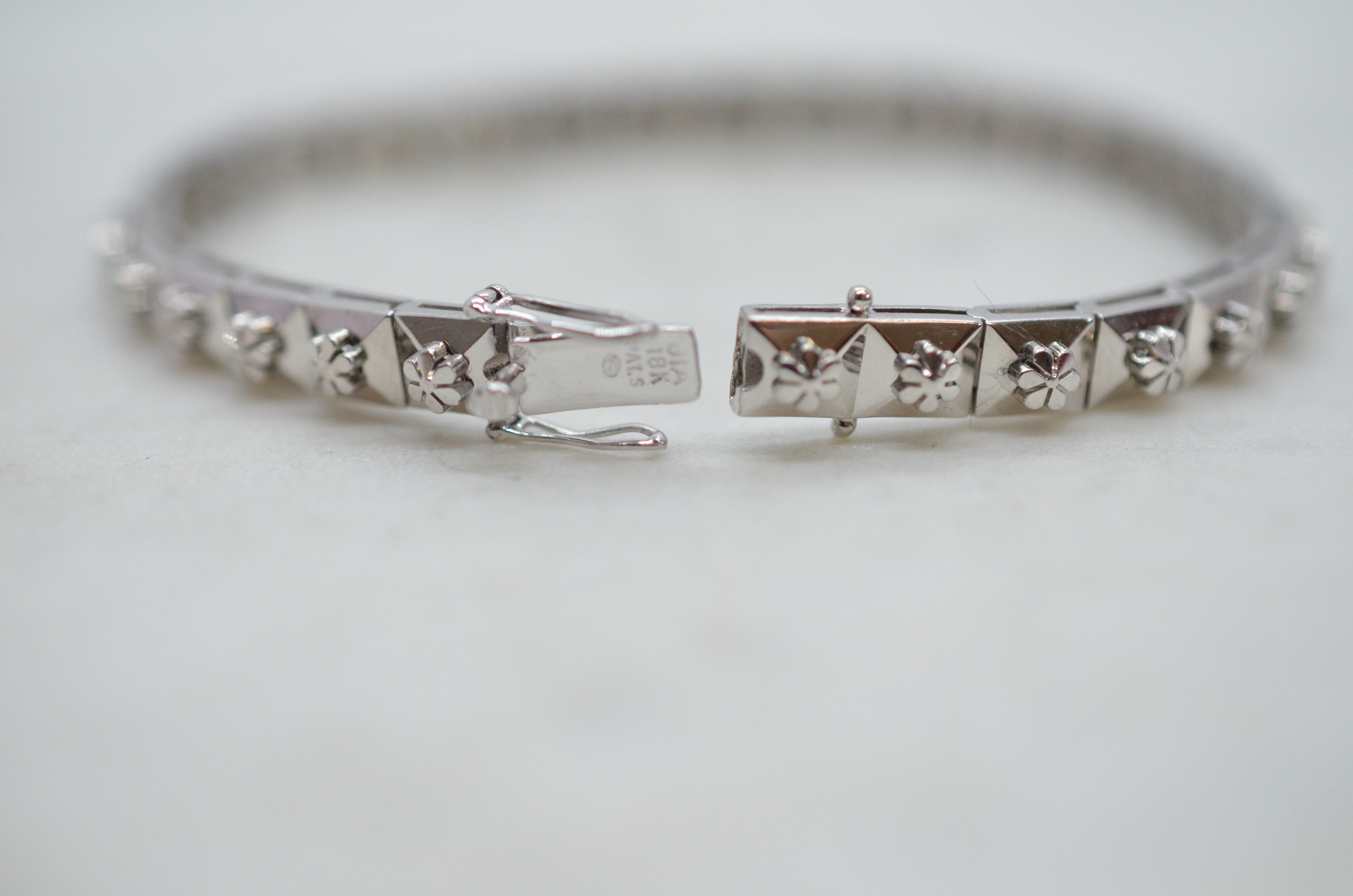 Vintage 18k diamantarmband i vitguld - 9