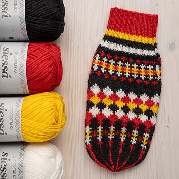Knitting bundle mitten  Umeälven