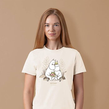 Moomin T-shirt - Hugging Moomins (Adult Sizes)