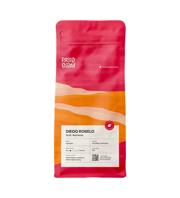 Paso Paso - Diego Robelo - SL28 Red Honey - Costa Rica - Ljusrostade hela kaffebönor - 250g