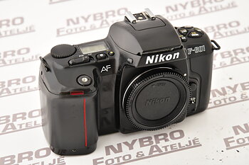 Nikon F-601