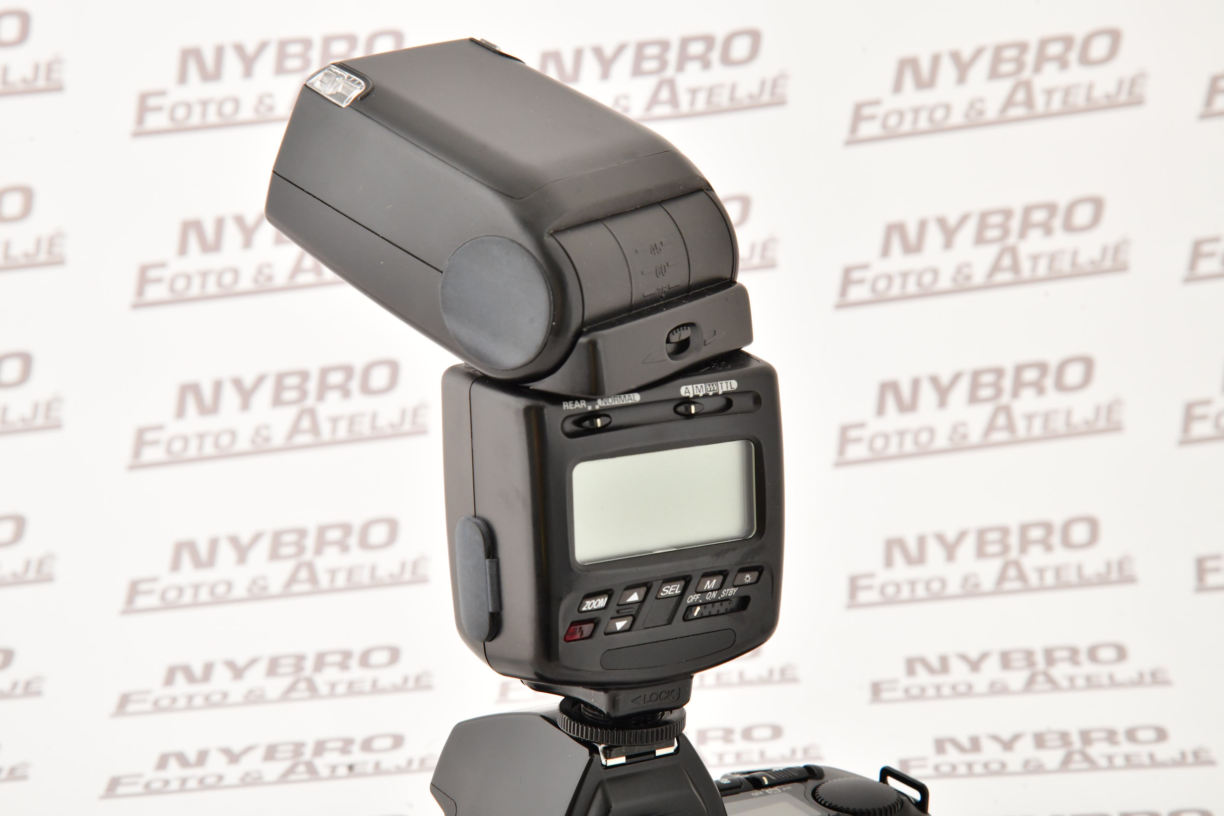Nikon SB-25 - 2