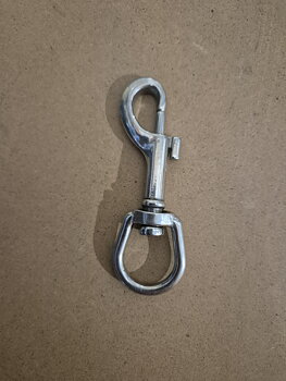 Pistolhake, 8cm, större D-ring