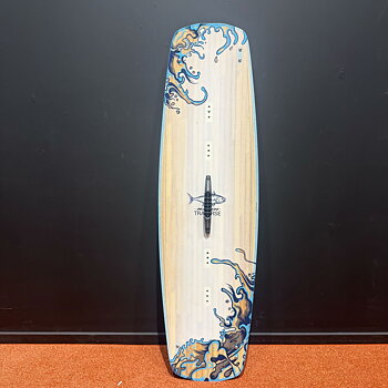Begagnad Kitebräda Naish Traverse 138 x 41