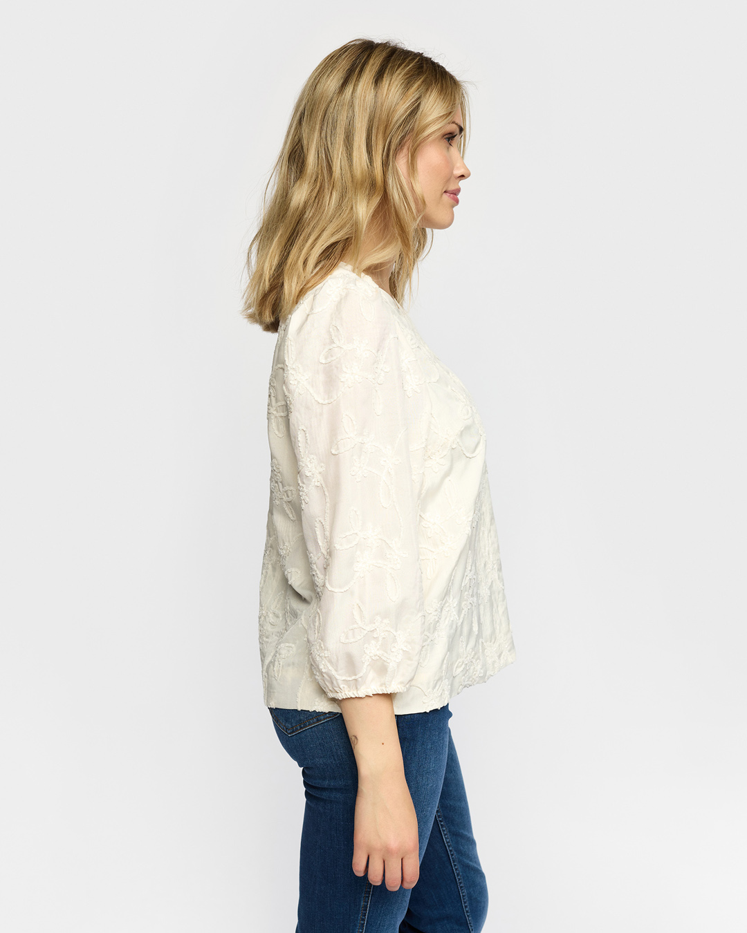Blus Mesme rundringad med brodyr offwhite - 4