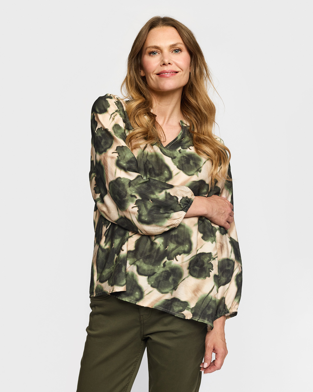 Blus Lisa v-ringad grön/beige