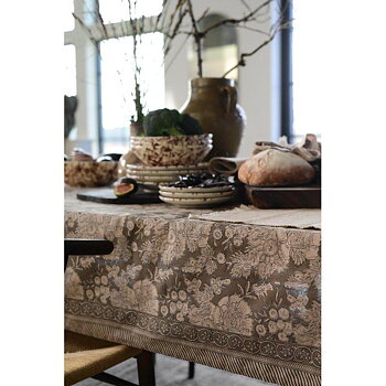 Duk Sonia Latte 145x300 cm