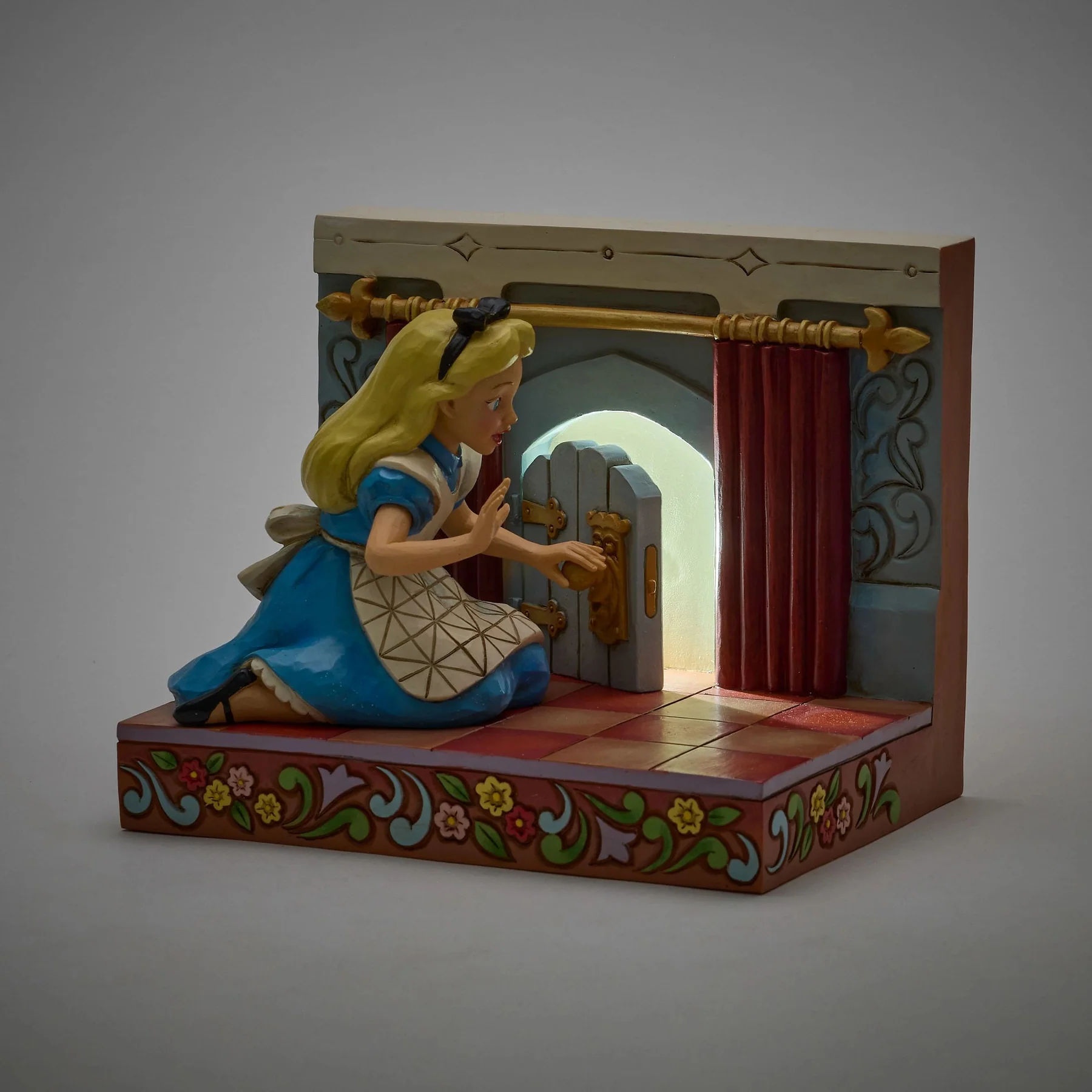 Jim Shore Disney Figurin - Alice in Wonderland LED Door - 2