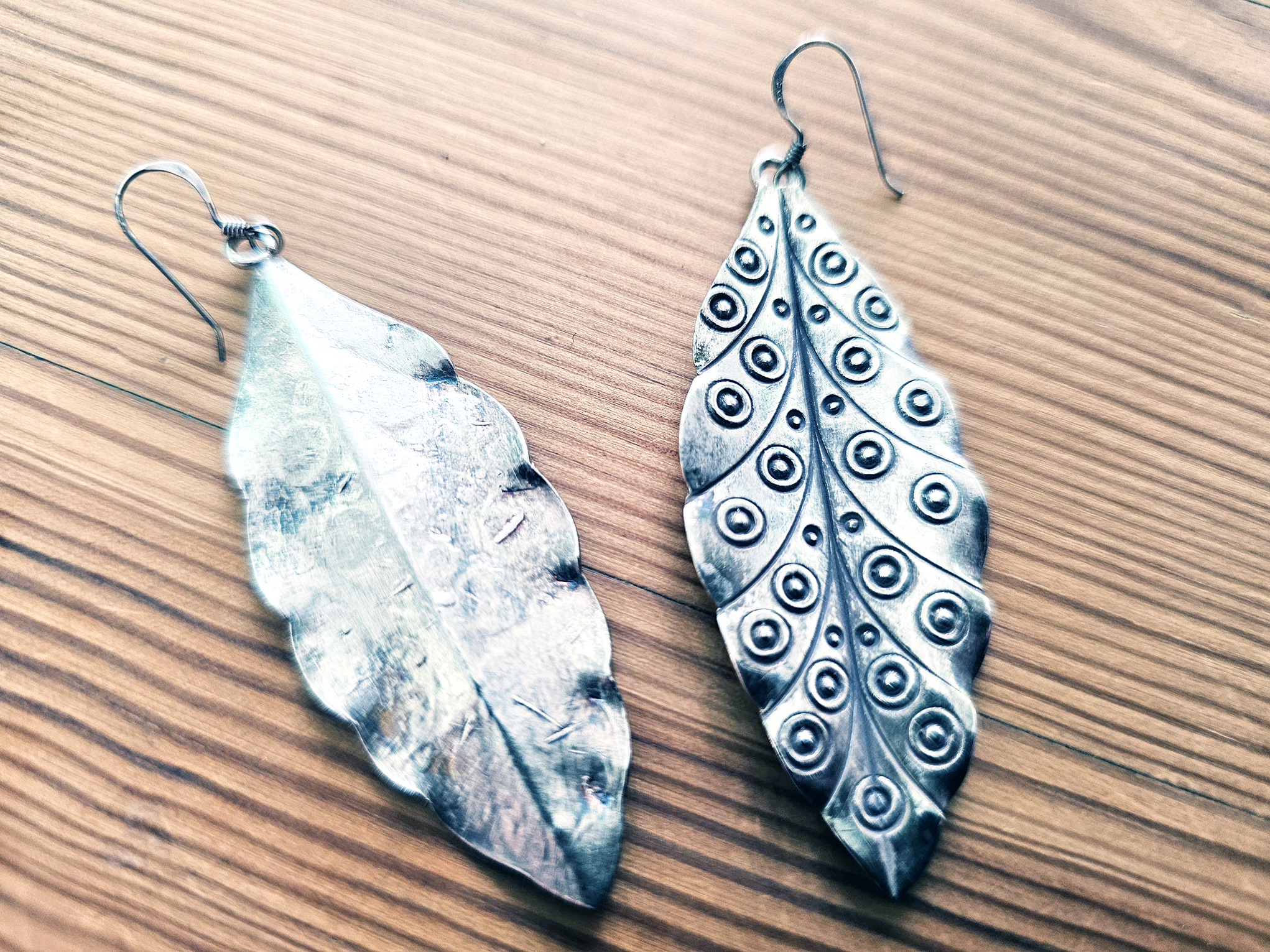 Patterned leaf, earrings (Hilltribe silver) - 2