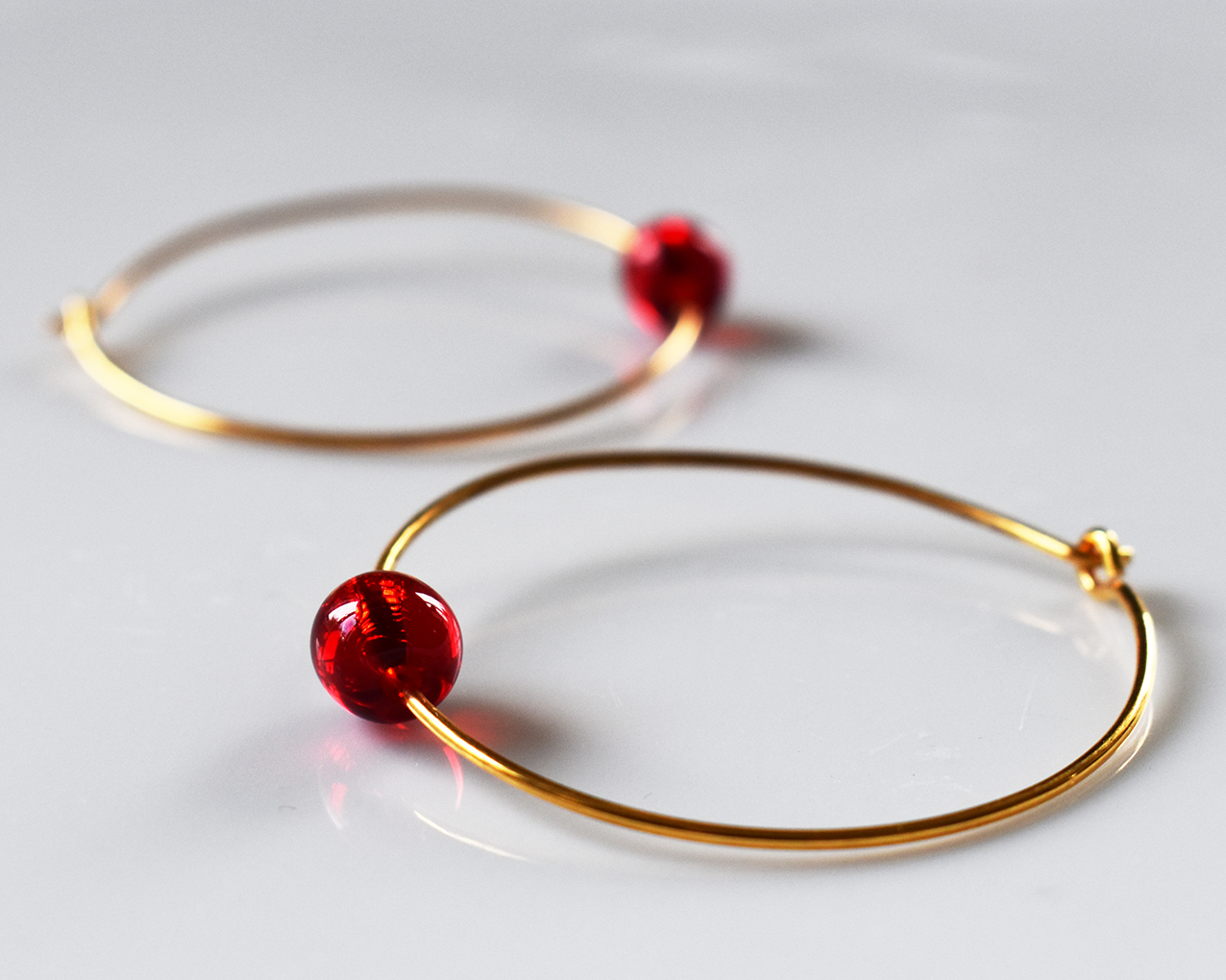 ÄLVANÄS LINGONBERRY -red  earrings in gold plated silver 40 mm - 2