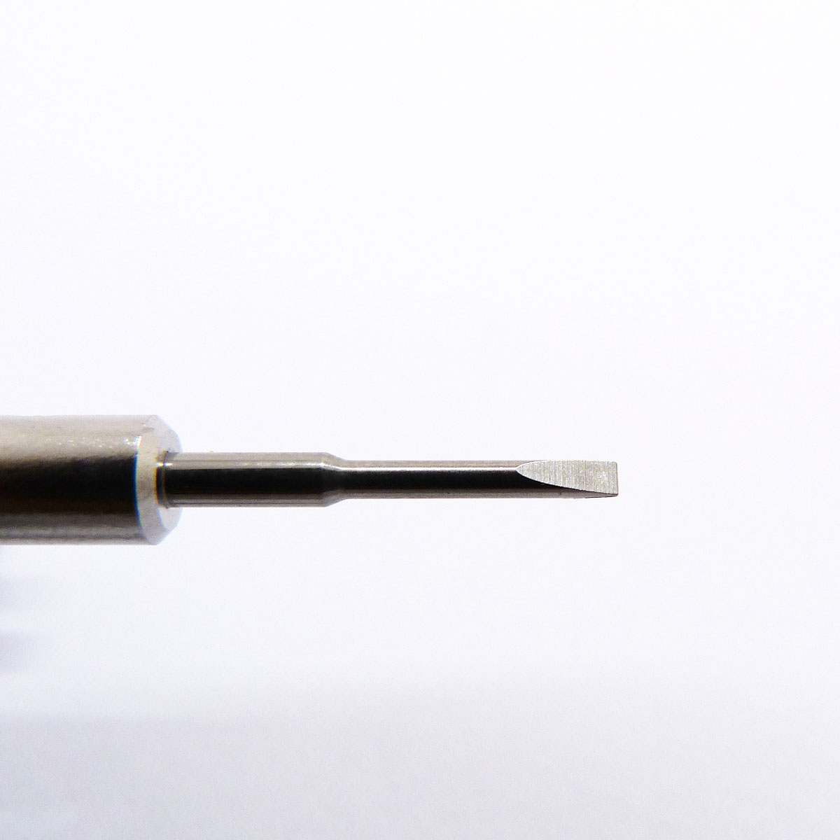 Kwong Yuen skruvmejsel 1,4 mm (Grå)