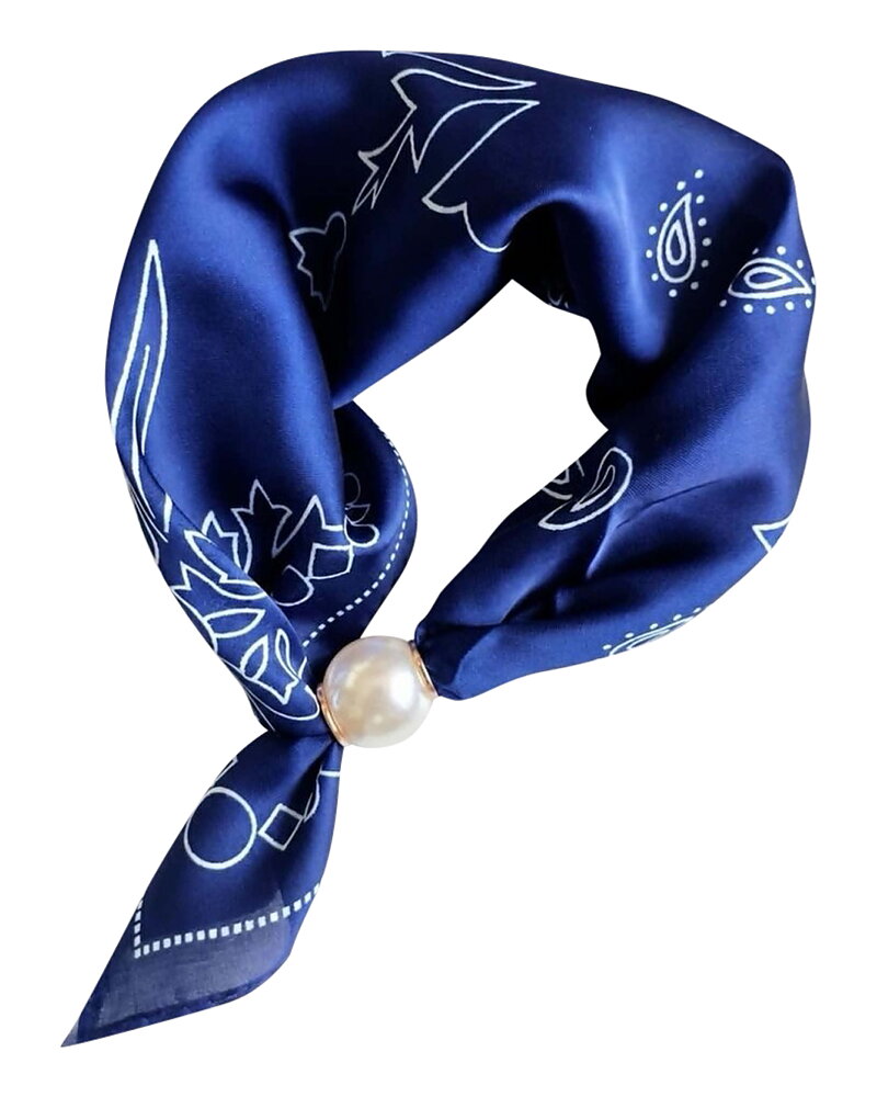 Scarf Chloe med magnet kornblå med vitt