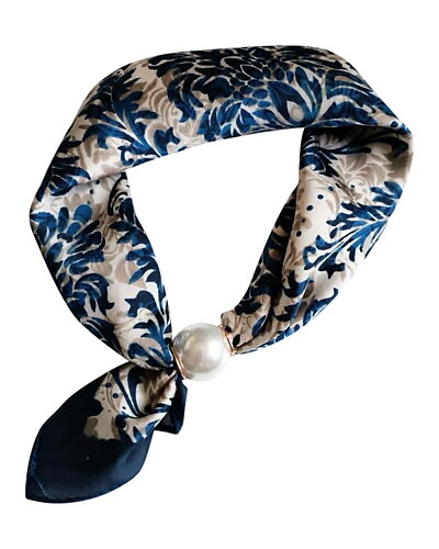 Scarf Chloe med magnet mönstrad beige/vit/blå