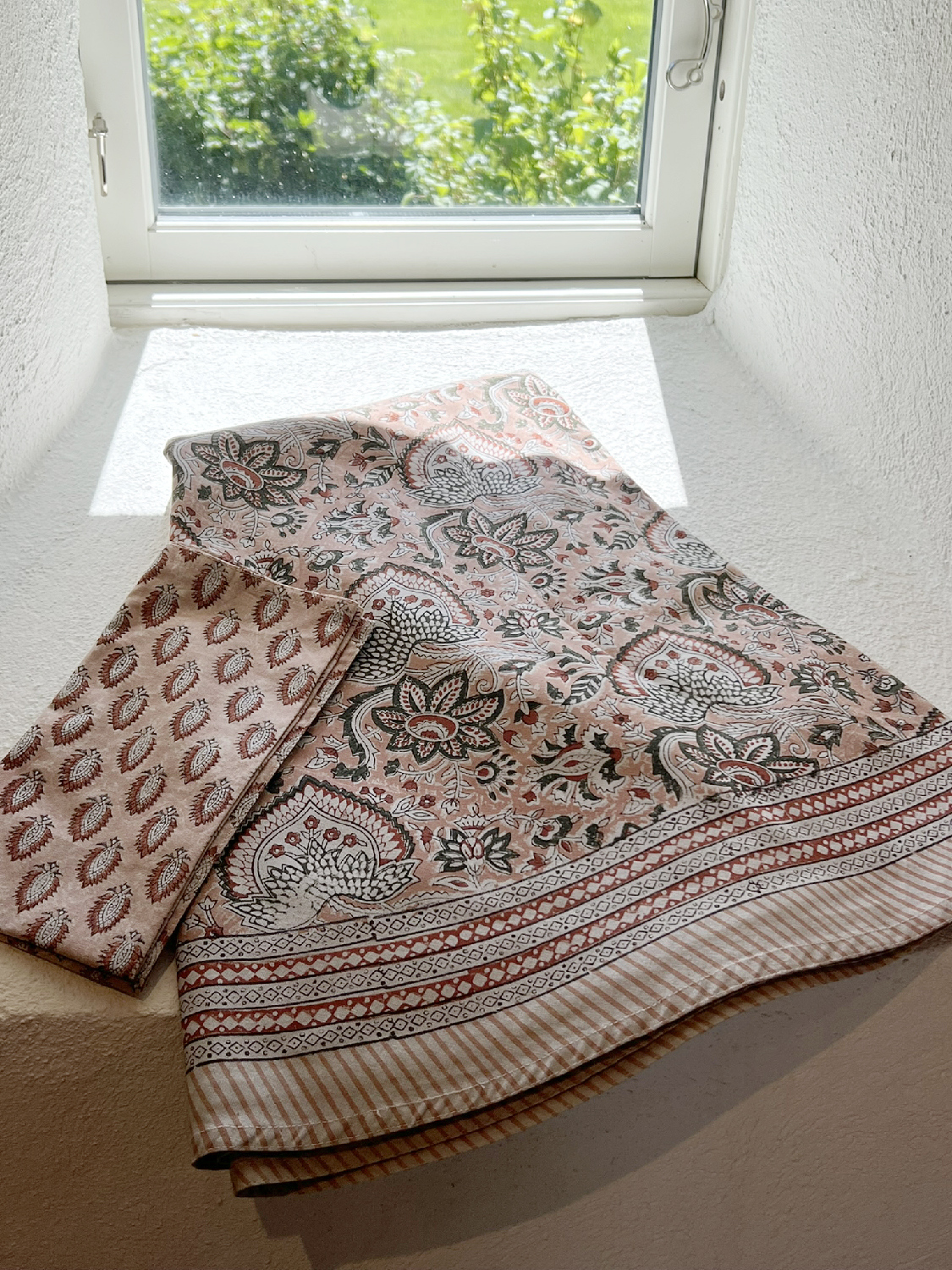 Rund linneduk Parrot Dusty Peach Ø220 cm - 3