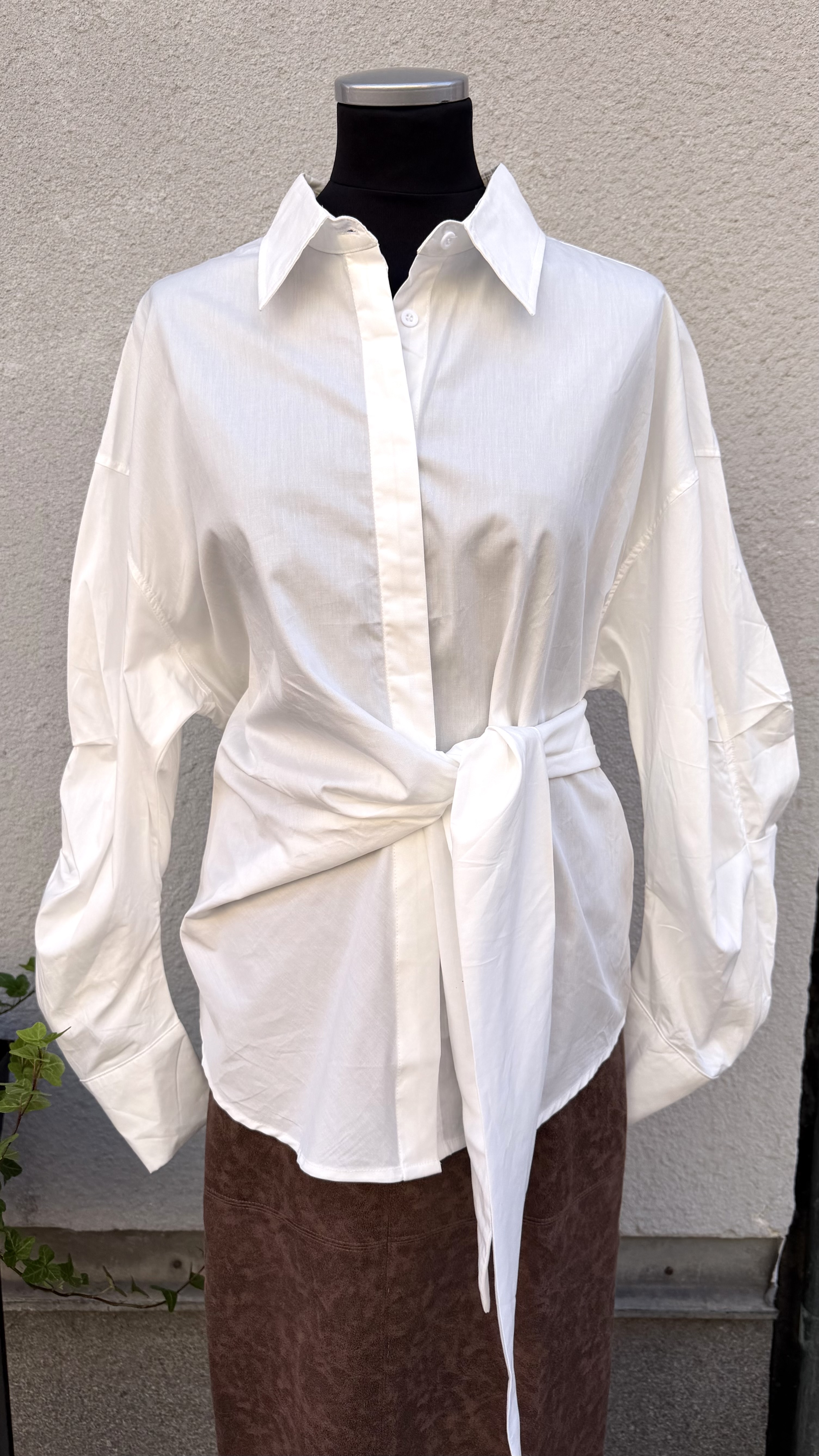 Knot blouse - white - 2