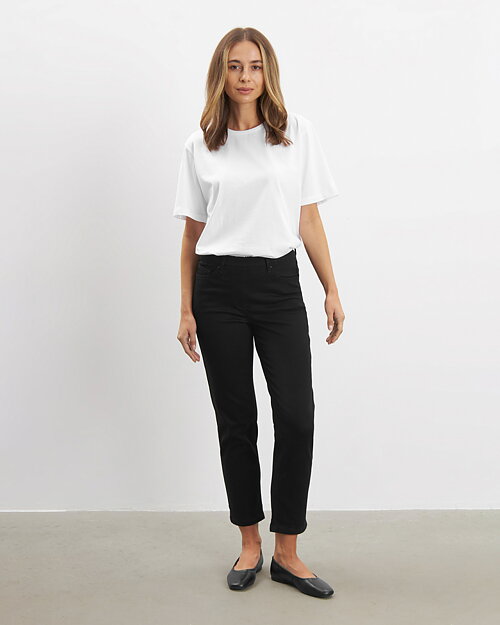 Mirakelbyxa Hannah kort regular svart denim
