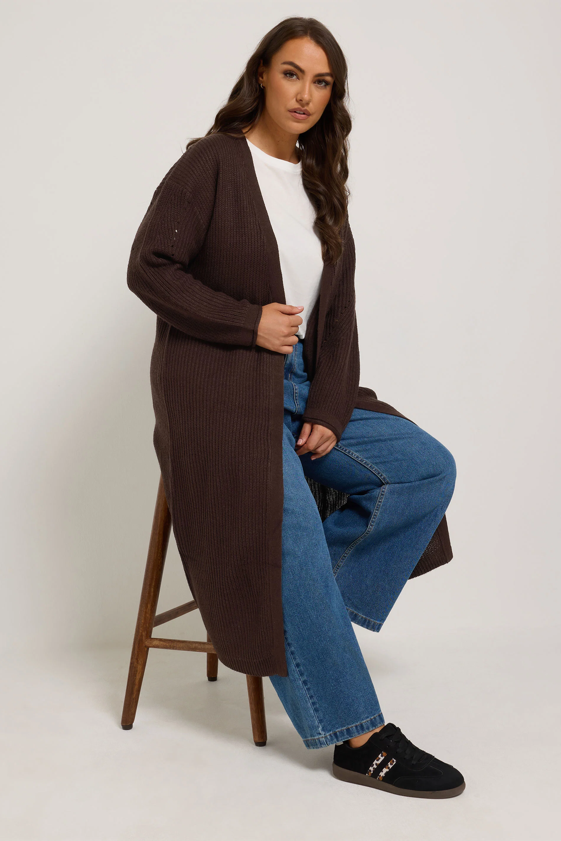 Stickad cardigan i lång modell, brun - 2