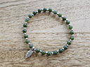 Armband med nefrit / jade och Hilltribe silver ( 925 silver eller mer )