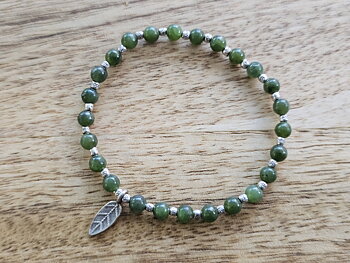 Bracelet with nephrite/jade and Hilltribe silver (925 silver or higher)