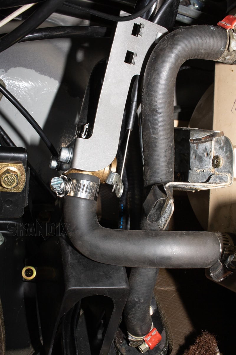 Heater control valve, 240 without AC (Heavy duty) - 2