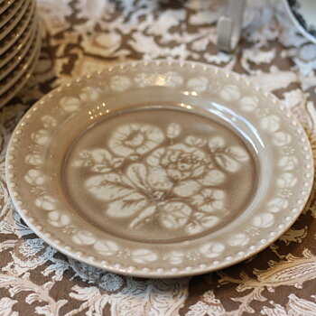 Rose tallrik beige