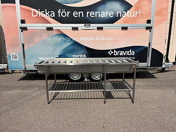 Rostfri inmatningsbänk med helbassäng och långa rullar