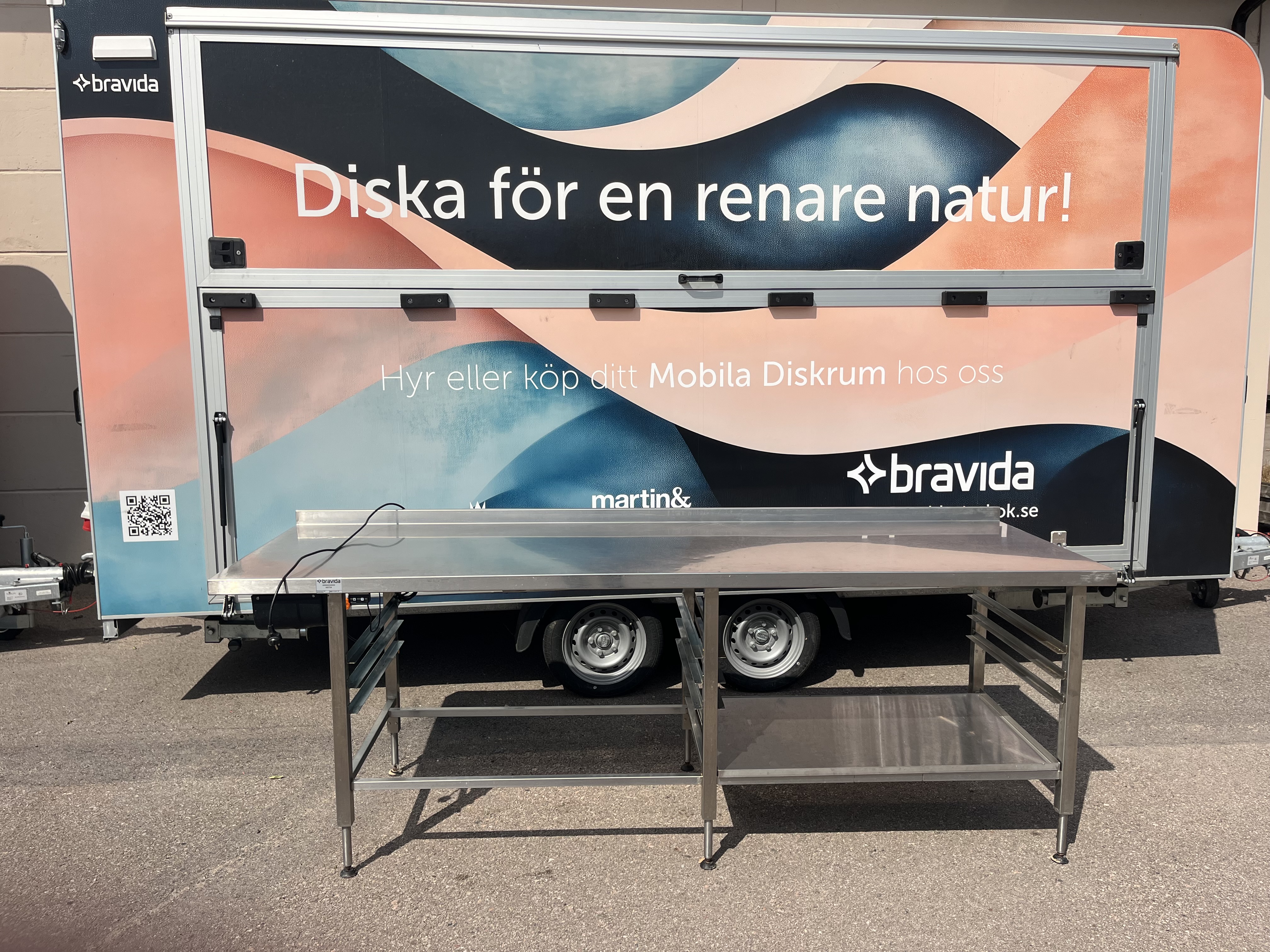 Elektrisk höj- och sänkbar rostfri bänk