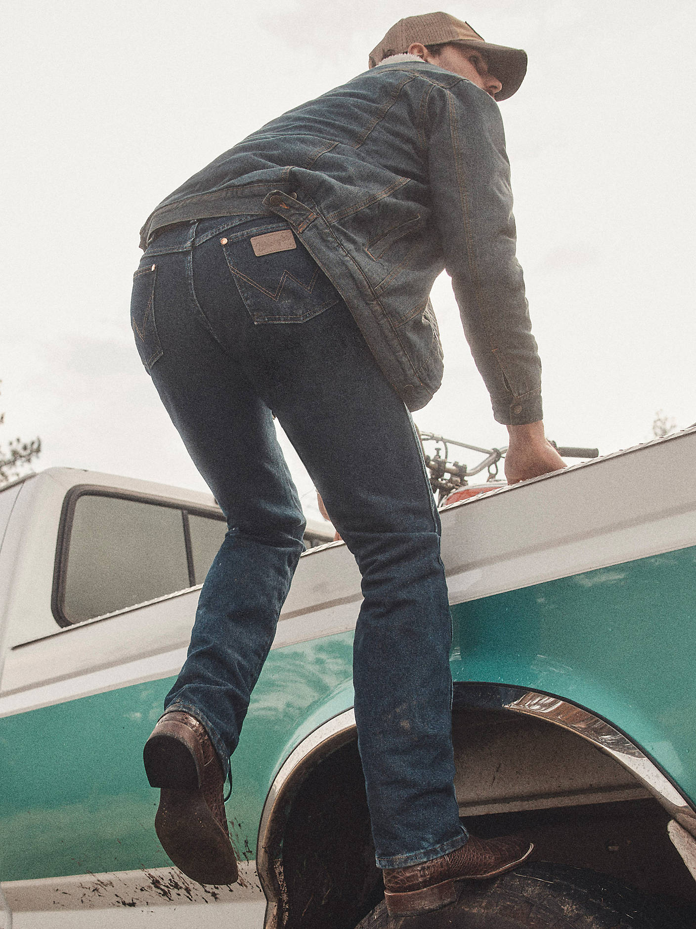 13 MWZ wrangler cowboycut dark stone - 3