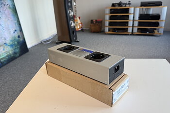 Isotek Evo 3 Gemini - Begagnad strömfördelare