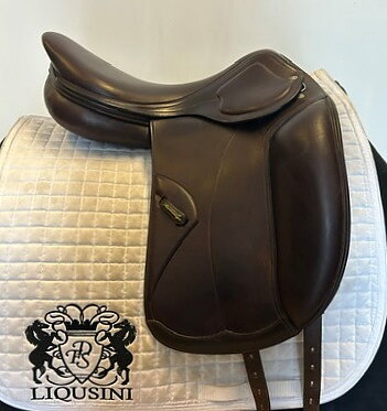 Dressyrsadel Amerigo DJ 18"