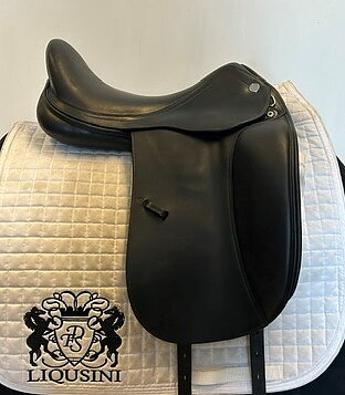Dressyrsadel Prestige D1 17"