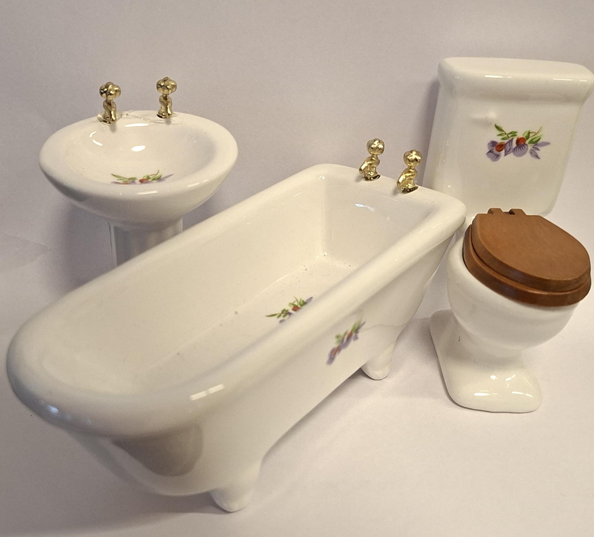 Bathroom Set with a Small Flower